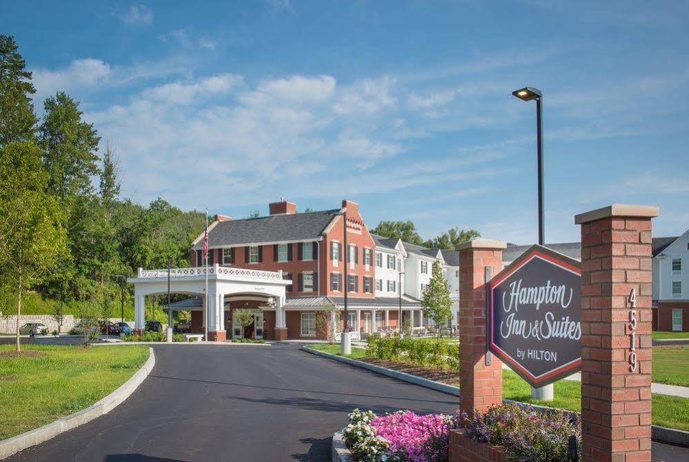 Hampton Inn&Suites Manchester, Vt Exterior foto